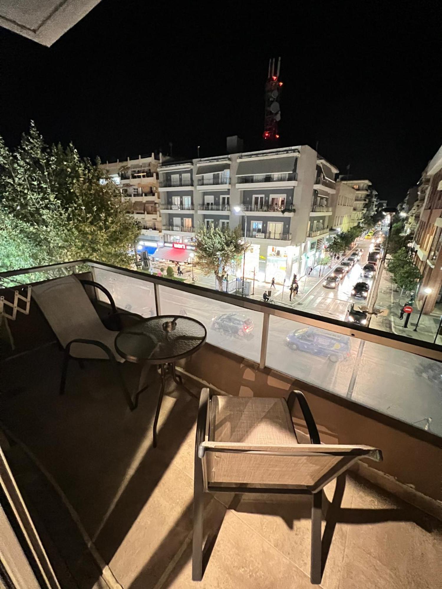 אלכסנדרופולי Modern Apartment In The Heart Of The City מראה חיצוני תמונה